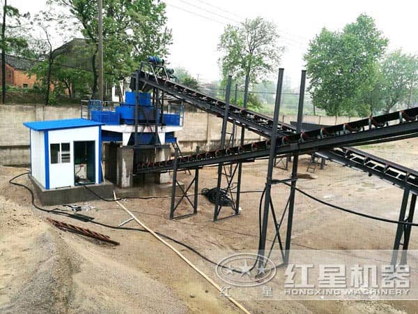 建筑用砂制砂機(jī)作業(yè)現(xiàn)場遠(yuǎn)景