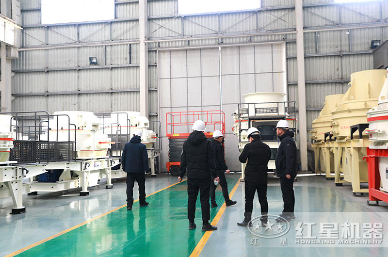 客戶來廠參觀、考察機(jī)器