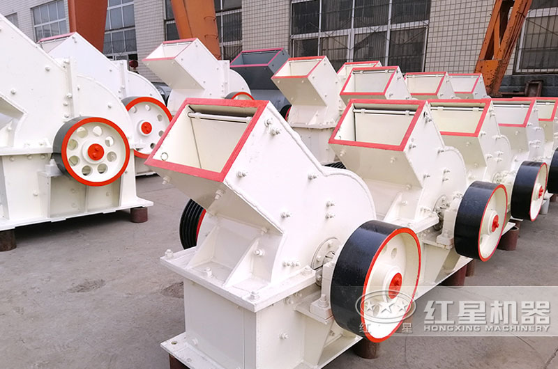 小型錘式破碎機，體積小，占地面積少